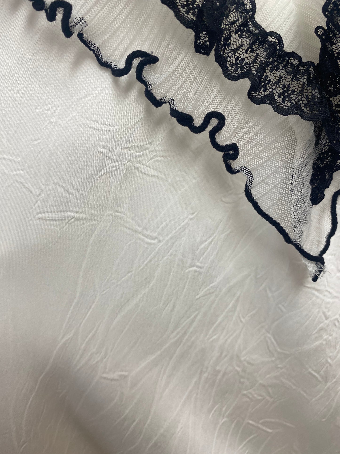 Lace Puff Sleeve V-Neck Dress