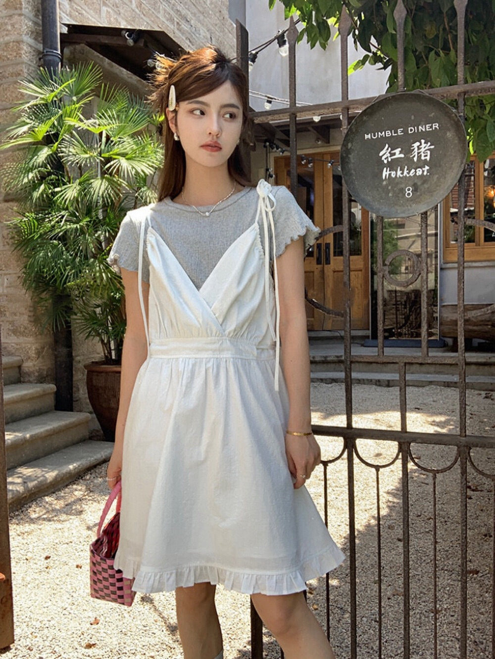 Gray short-sleeved T-shirt + bowknot girlish dress