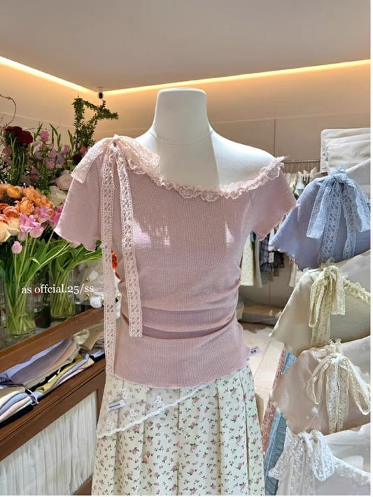 lace edge irregular off-the-shoulder slimming top