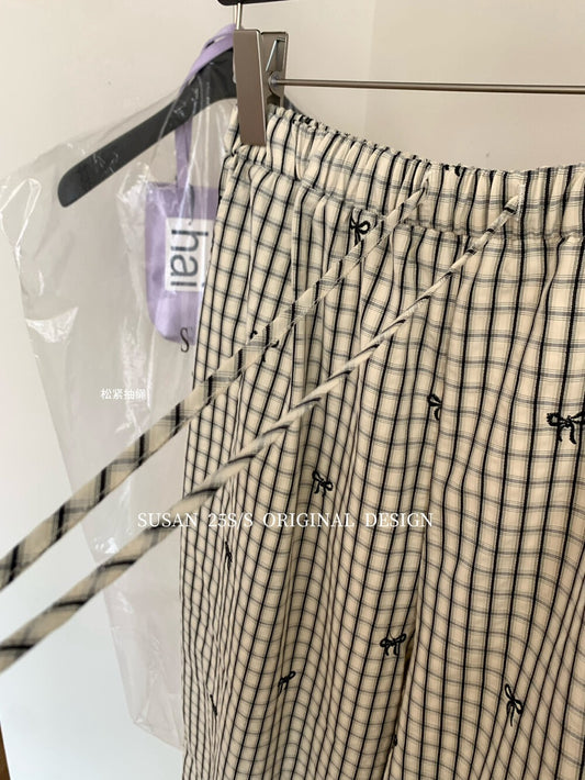 Korean-style plaid and bow-knot wide-leg pants