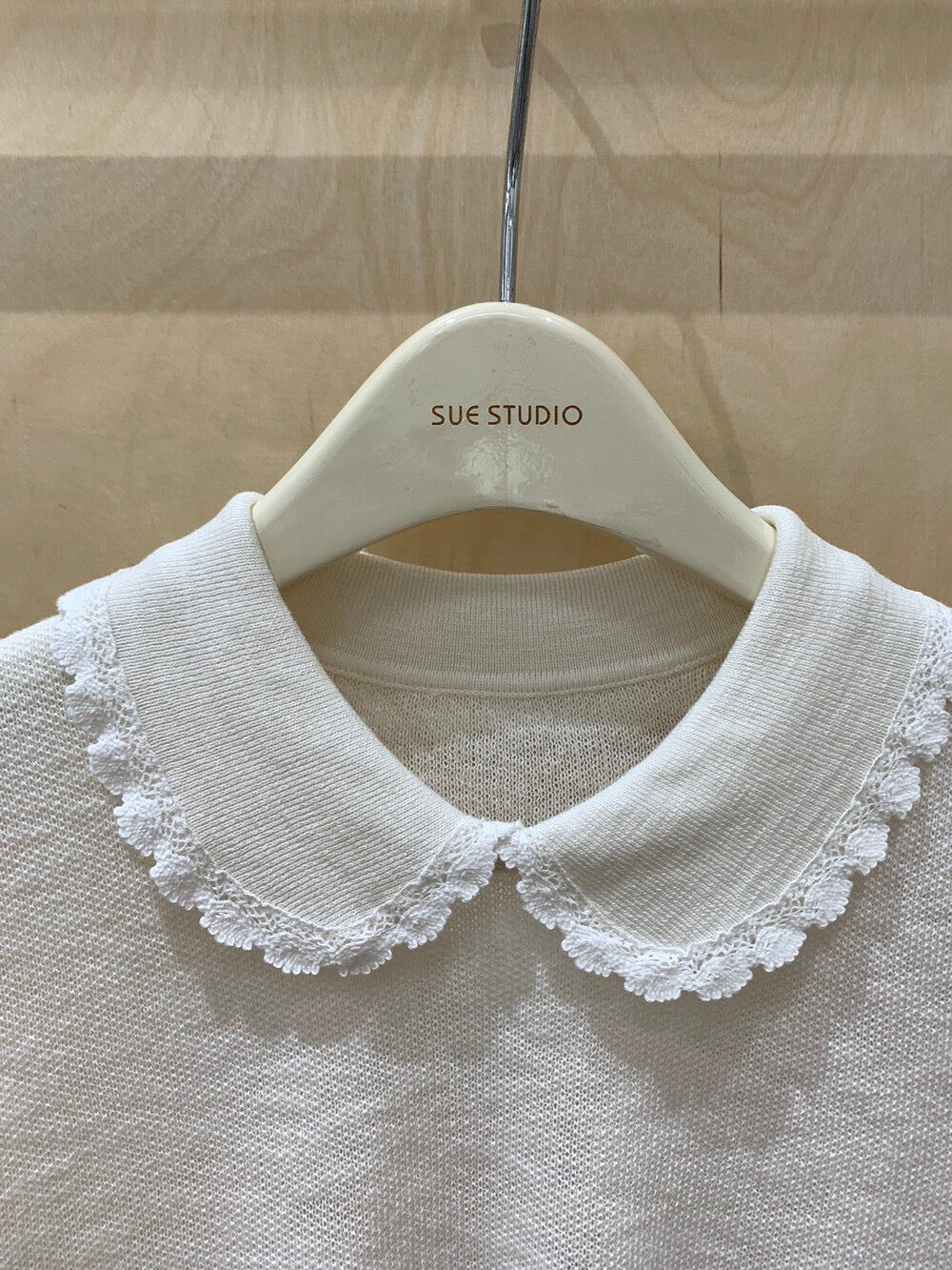 Doll collar with lace top