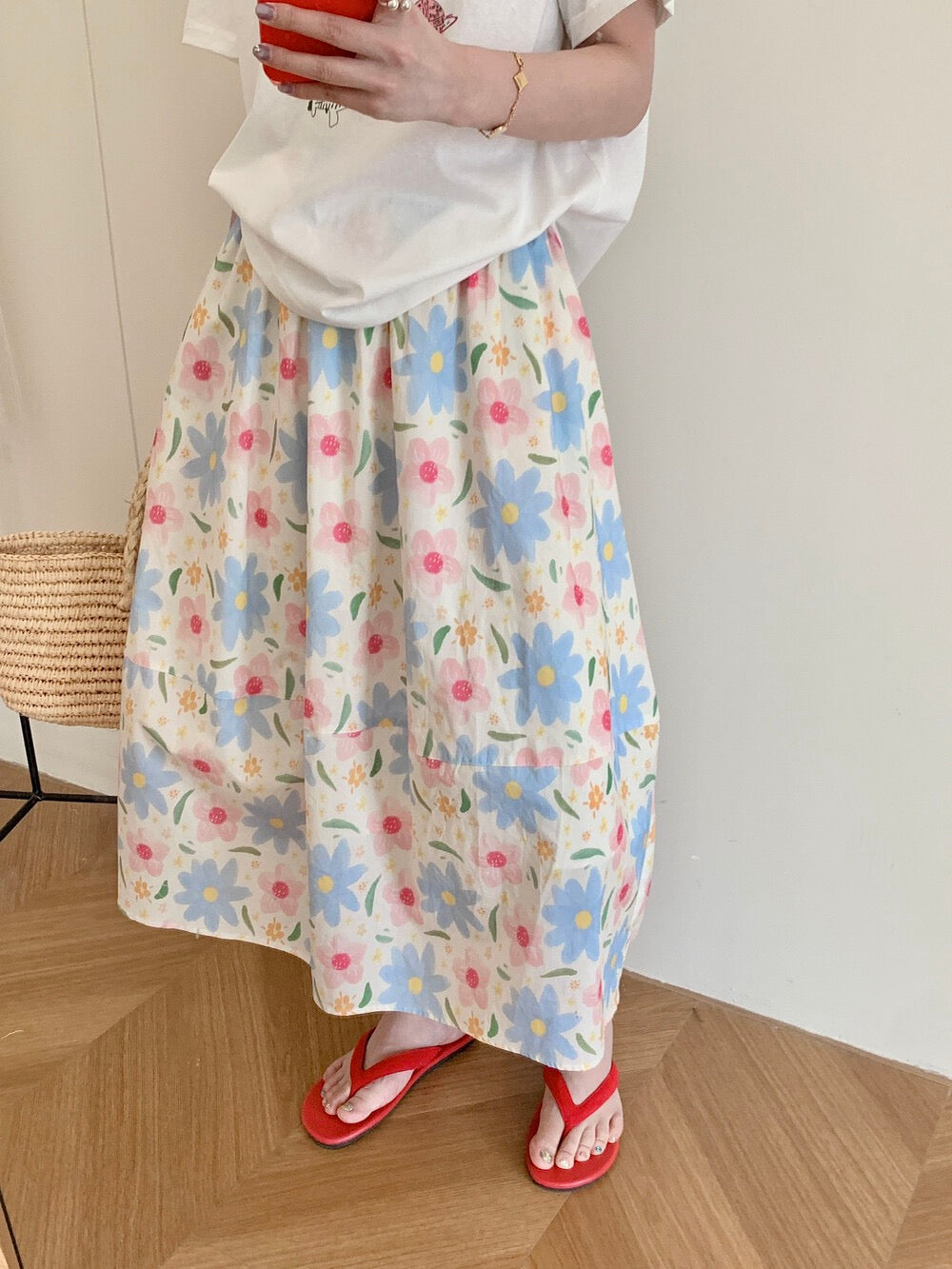 Versatile slim floral maxi skirt