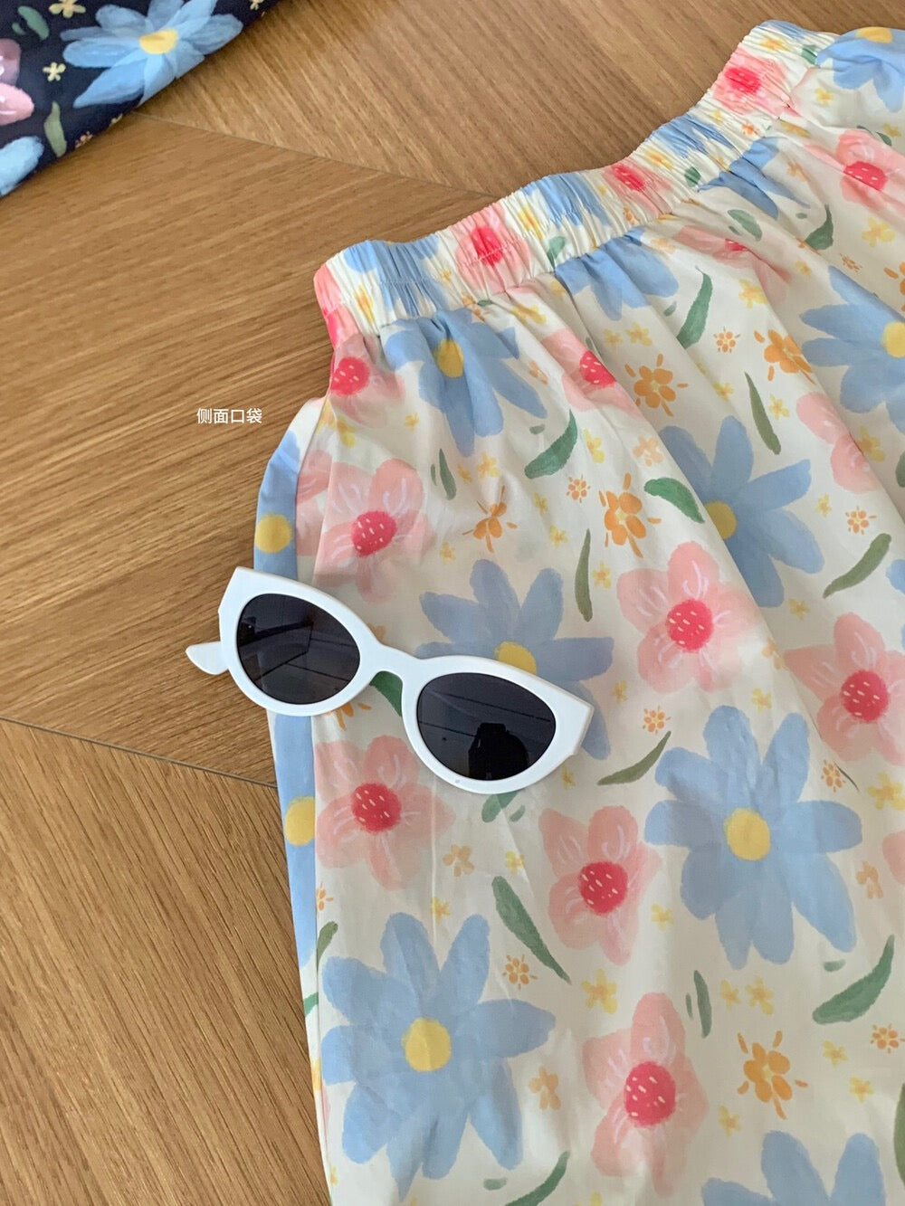 Versatile slim floral maxi skirt